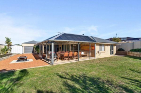 Beachside Family & Pet Friendly Casa Del Caravel